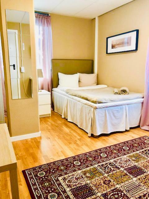 Golden Hostel Jarfalla Zewnętrze zdjęcie
